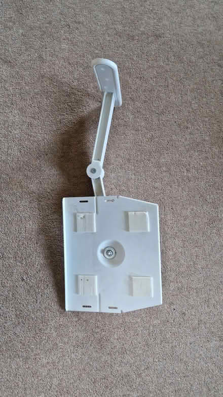 Photo of free Wall bracket for TV, games console or similar (Henley-on-Thames RG9) #4