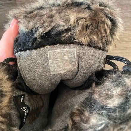 Photo of free Snow and hiking boots (women 5.5) (Bethesda, MD) #4