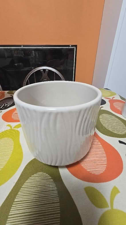 Photo of free White plant pot holder (Seven Kings IG3) #1