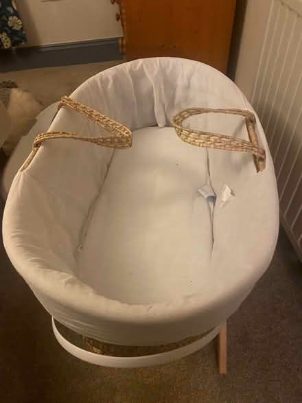 Photo of free Moses basket and baby bath (Warbstow PL15) #1