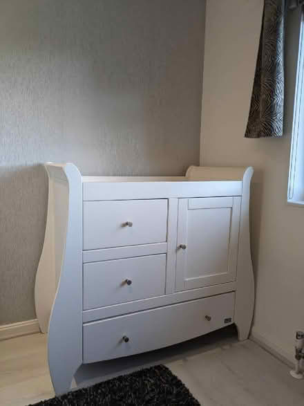 Photo of free Tutti Bambini Cot Bed and Changing Cabinet (Slapton LU7) #3