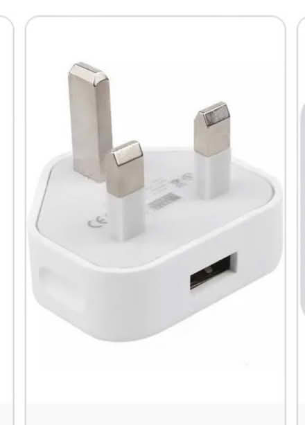 Photo of UCB chargers/adapters (Preston Park) #1