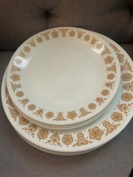 Photo of free Corelle plates (Gastonia) #1