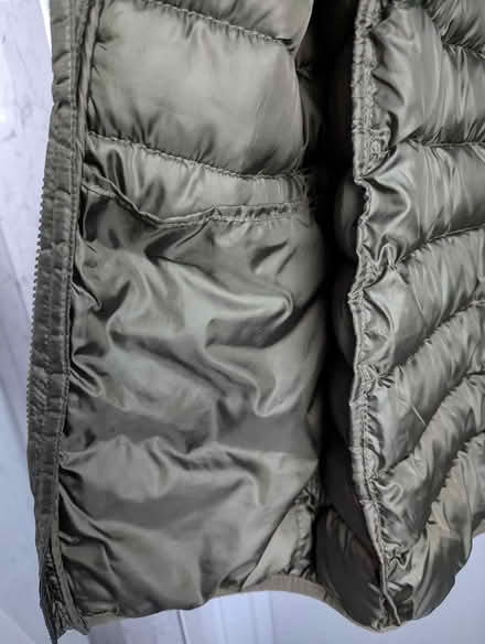 Photo of free Quilted jacket (NR28) #3
