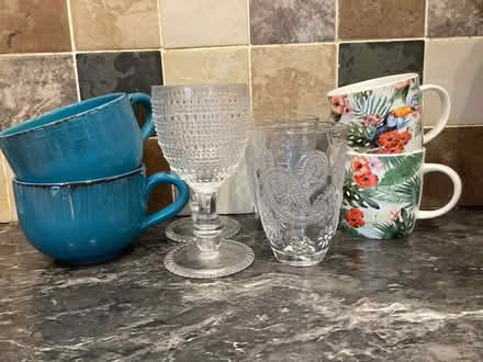 Photo of free Glasses, mugs, mug tree, bowls (Lostock Hall PR5) #1