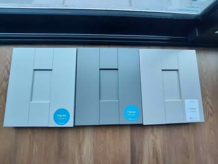 Photo of free DIY kitchen door samples (Harpenden AL5) #1