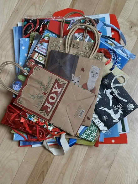 Photo of free Christmas Gift Bags and Flat Boxes (5 Pacheco Creek Drive, Novato) #1