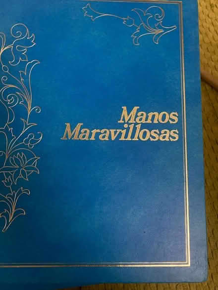 Photo of free Craft encyclopaedias SPANISH (Cumnor OX2) #1