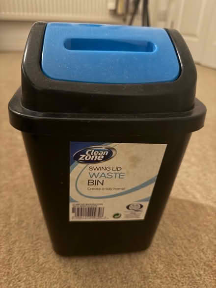 Photo of free Waste bin (OX26) #1