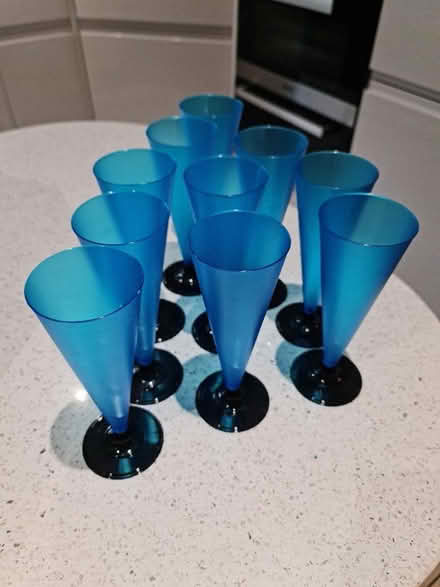 Photo of free 10 x plastic champagne flutes (Cam GL11) #1