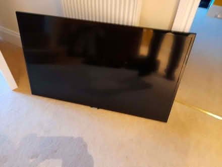 Photo of free Samsung UE42F5000AK TV (Burnbanks CA10) #1