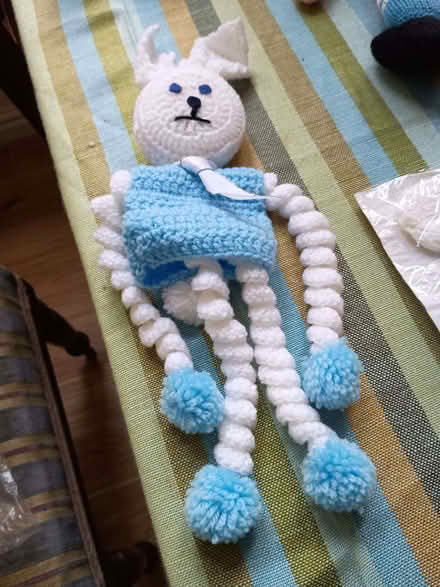 Photo of free Knitted rabbit puppet (Nooklands PR2) #2