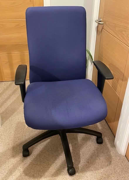 Photo of free Office chair (Old Windsor SL4) #1