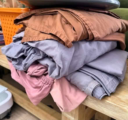 Photo of free 3 sets Queen Sheets (Johnson’s Ferry & Oak road) #1