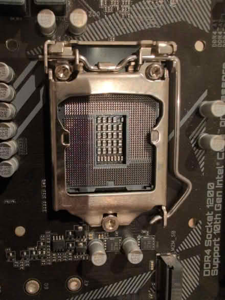 Photo of Old/basic 10th gen intel cpu (Bear Flat, Bath BA24) #1