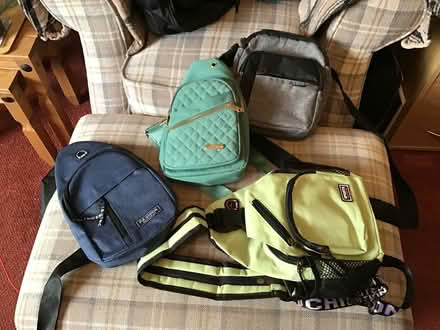 Photo of free Small packs (Fintry DD4) #1