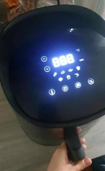 Photo of free Airfryer 3.5L (Clifton, Nottingham NG11) #1