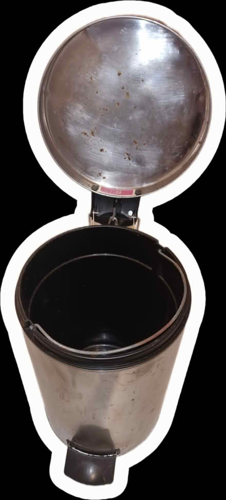 Photo of free Bin (Wd18) #2