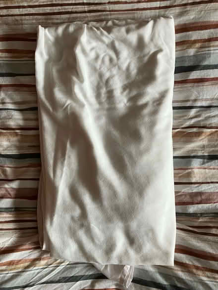 Photo of free Single fitted sheet (St. Michaels Mead, B/Stortford) #1
