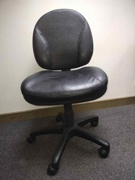 Photo of free Office chair, adjustable (Shoscombe Vale) #1