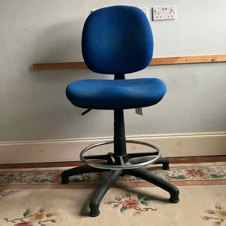 Photo of free office chair (Pill BS20) #2