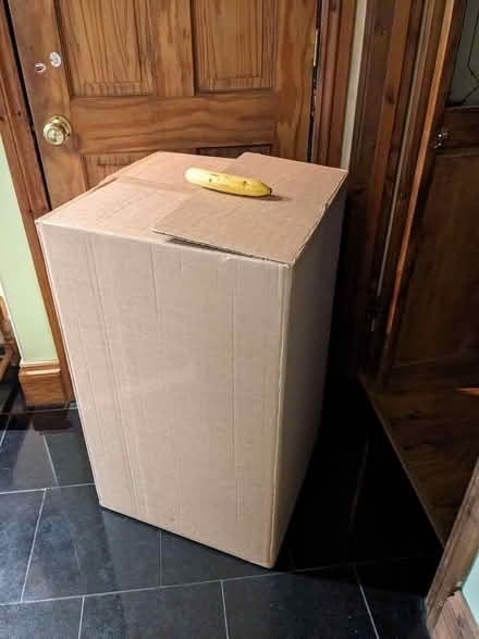 Photo of free Large cardboard box (Eastlands CV21) #1