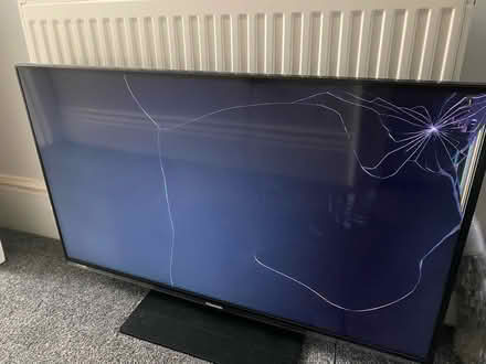 Photo of free Damaged panasonic TX-L39E6BK TV (Bensham NE8) #2
