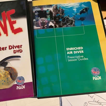Photo of free Scuba diver training DVDs (Pill BS20) #3