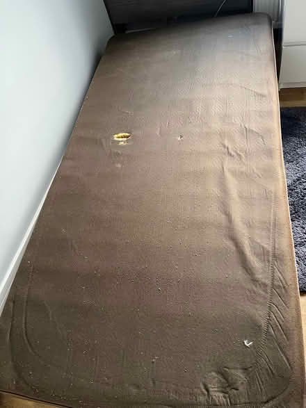 Photo of free Single slumberland bed (BN27) #4