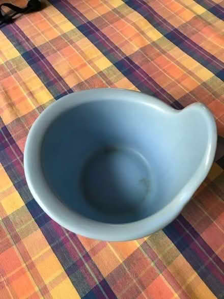 Photo of free 1950's child's potty (Woodley RG5) #4