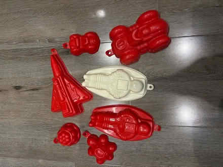 Photo of free jelly moulds / sandpit moulds! (Sainsburys GL52) #1