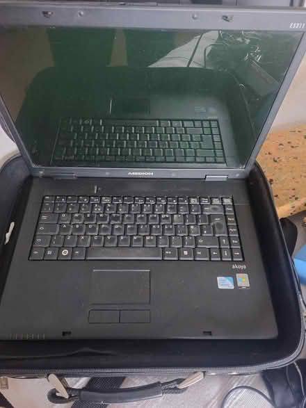 Photo of free Laptop (BS40) #1