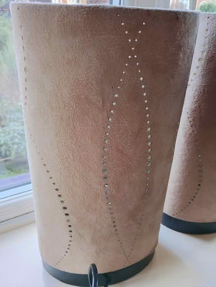 Photo of free 2 accent lamps, suede effect (OX4 Temple Cowley) #2