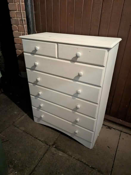 Photo of free Pine chest of drawers (Hemel Hempstead, HP2) #1