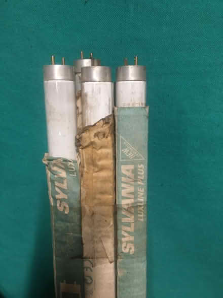 Photo of free 4 x 70w fluorescent tubes (E8 by London Fields) #2