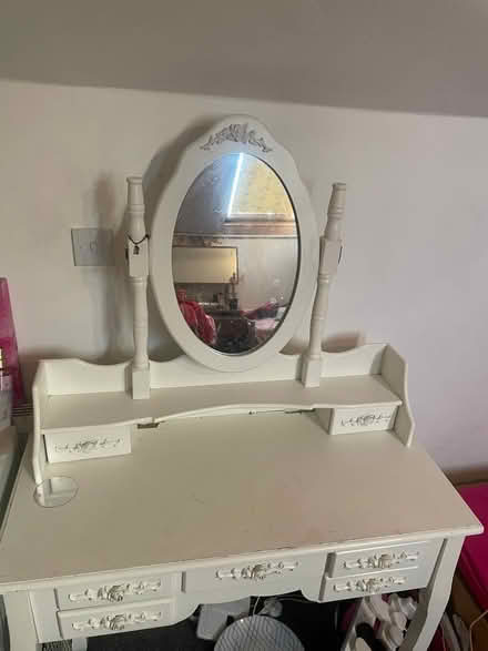 Photo of free White dressing table with mirror (Sheffield S8 Heeley) #3