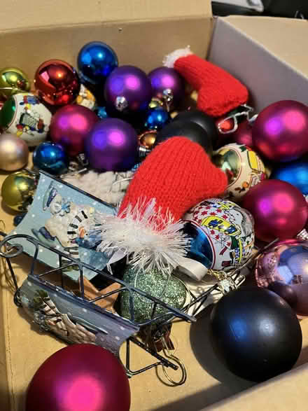 Photo of free Xmas tree decorations (BT6) #2