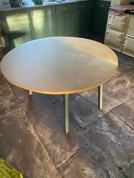 Photo of free Round table (Stinchcombe GL11) #2