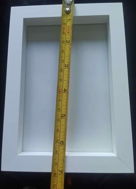 Photo of free white photo frame (Northop Hall CH7) #2