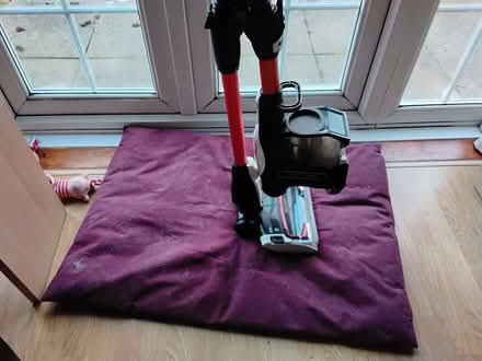 Photo of free Shark cordless stick vacuum (Cove) #2