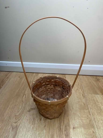 Photo of free Plant pot basket (St Albans AL1) #2
