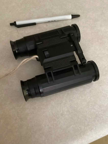 Photo of free Broken binoculars (Baseline and Clyde) #1