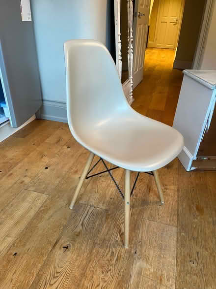 Photo of free 4 chairs (Kensington W14) #1