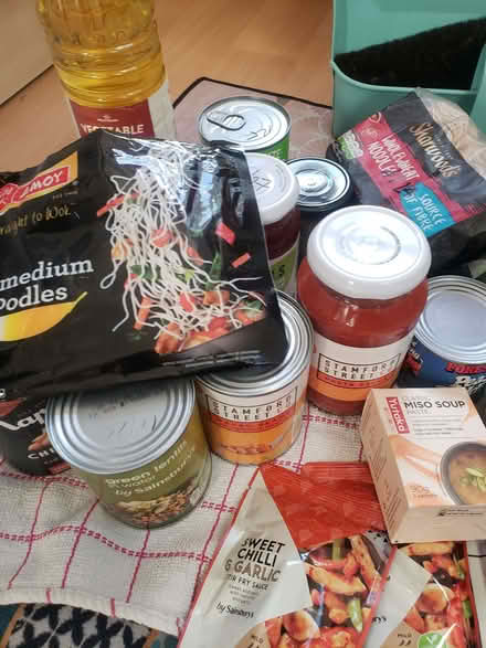 Photo of free Various tins, sauces etc (Wandsworth Common SW12) #3
