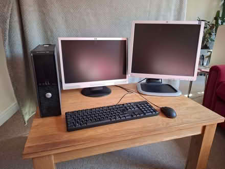 Photo of free Dual monitor computer with chromeOS Flex (Golden Triangle NR2) #3