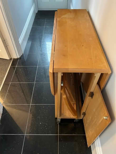 Photo of free Drop leaf table (Hartington Road BN2) #2
