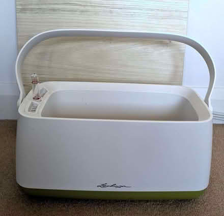 Photo of free LECHUZA YULA Self Watering Planter (Lee SE12) #1