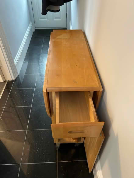 Photo of free Drop leaf table (Hartington Road BN2) #3
