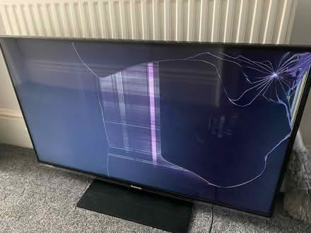 Photo of free Damaged panasonic TX-L39E6BK TV (Bensham NE8) #1