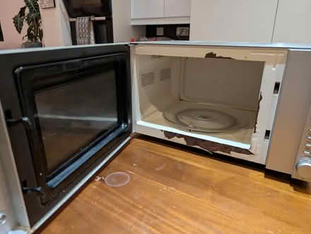 Photo of free Microwave (Langley SL1) #2